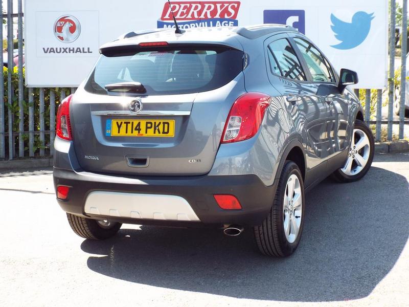 Comparison Vauxhall Mokka 1 7 Cdti 2014 Vs Ford Kuga
